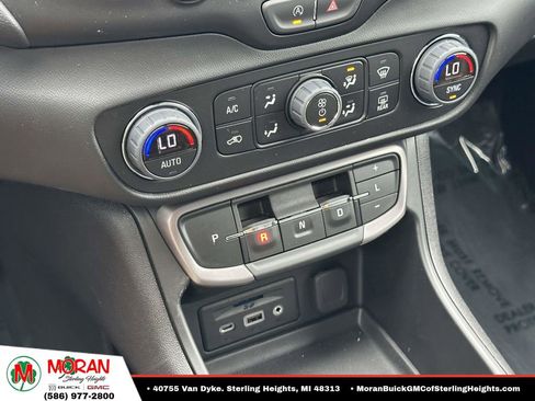 Used 2024 GMC Terrain AT4 w/ LPO, Floor Liner Package AWD/4WD image 27