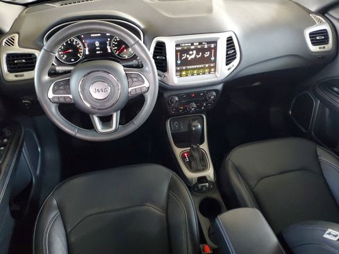 Certified 2021 Jeep Compass Latitude FWD image 12