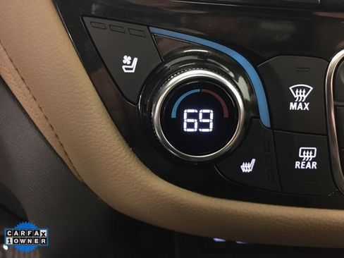 Used 2024 Chevrolet Equinox Premier image 26