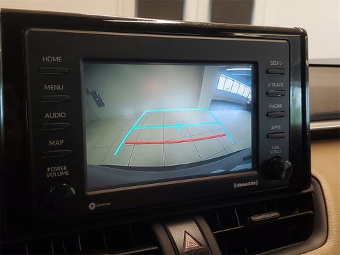 Used 2020 Toyota RAV4 XLE image 26