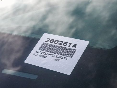 Used 2020 Chevrolet Colorado ZR2 w/ ZR2 Midnight Special Edition image 26