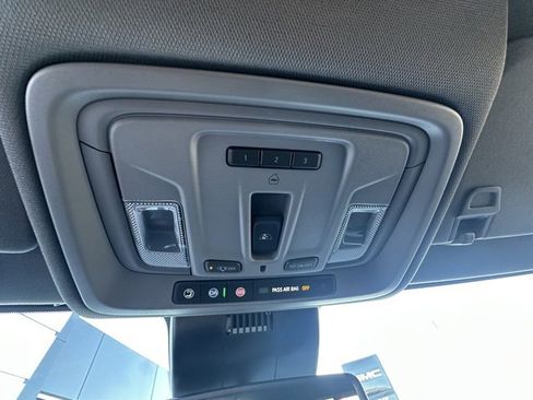 New 2026 GMC Sierra 2500 SLT w/ Texas SLT Premium Package image 21