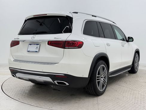 Used 2021 Mercedes-Benz GLS 450 4MATIC image 9