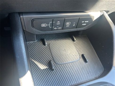 Used 2025 Kia K4 EX image 25