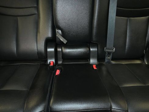 Used 2018 Nissan Rogue SL FWD image 26