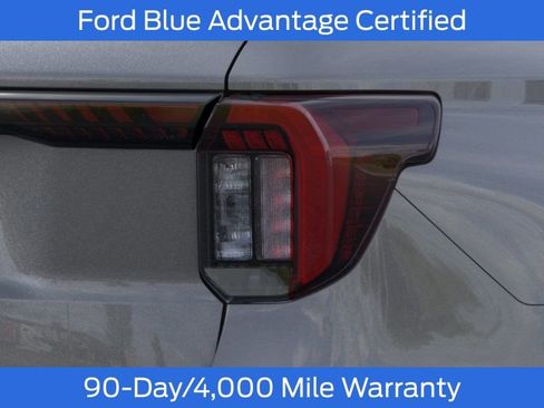 Used 2026 Ford Explorer ST-Line w/ ST-Line Street Pack AWD/4WD image 22