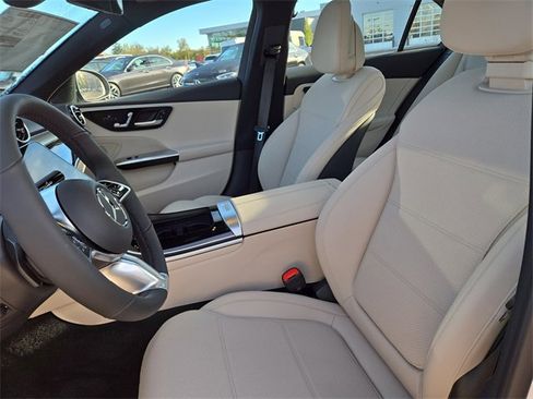 New 2026 Mercedes-Benz C 300 4MATIC Sedan image 25