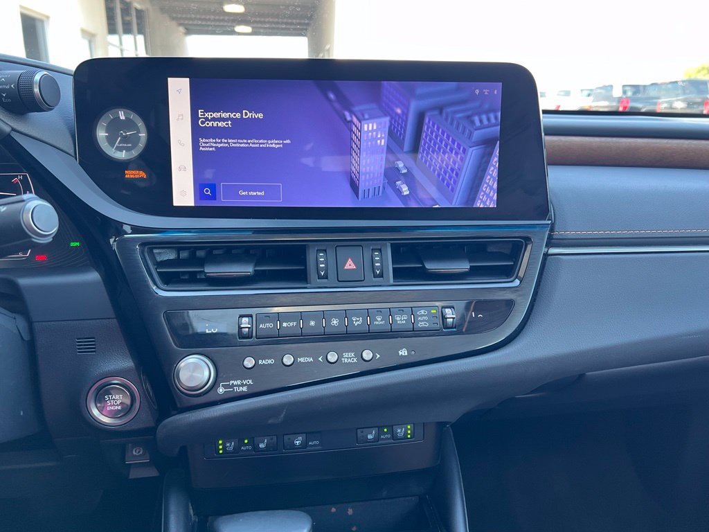 Used 2024 Lexus ES 350 w/ Premium Package FWD image 13