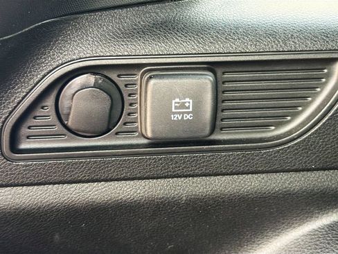 Used 2024 Jeep Grand Cherokee Altitude AWD/4WD image 14