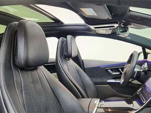 Used 2023 Mercedes-Benz EQE 500 4MATIC Sedan image 22