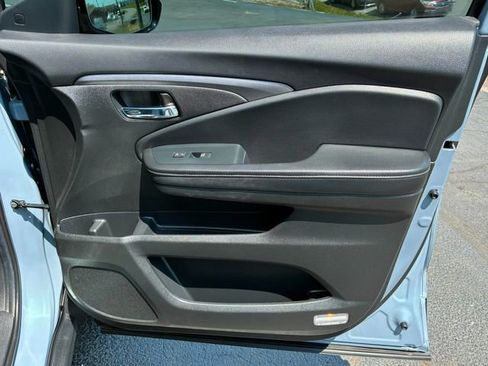 Used 2023 Honda Ridgeline RTL-E image 23