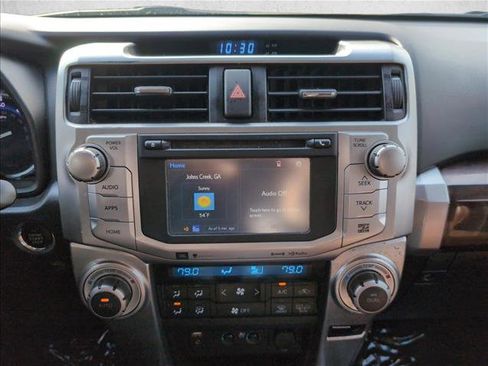 Used 2017 Toyota 4Runner Limited image 12