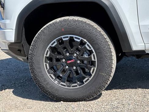 New 2026 GMC Canyon AT4 w/ Technology Plus Package image 32