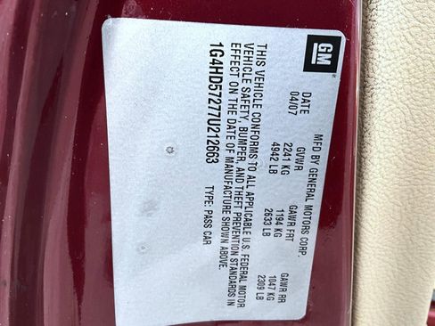Used 2007 Buick Lucerne CXL FWD image 25