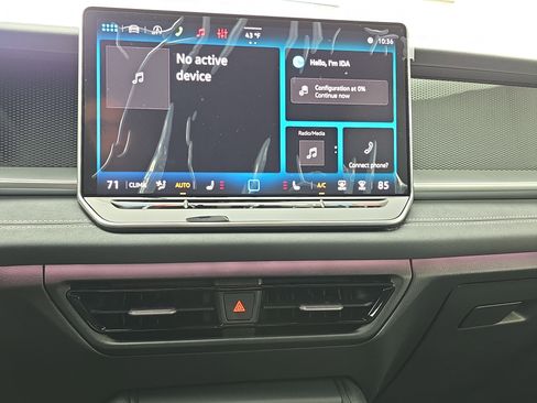 New 2026 Volkswagen Tiguan SE R-Line FWD image 20