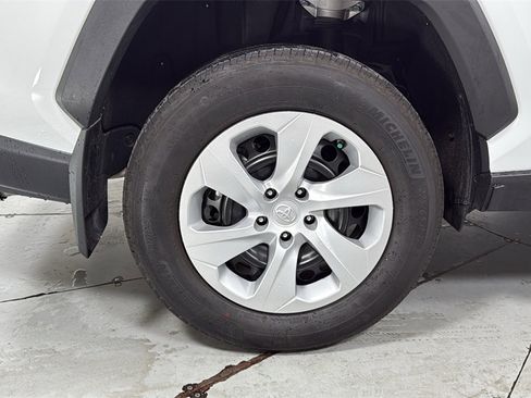 Certified 2025 Toyota RAV4 LE image 22