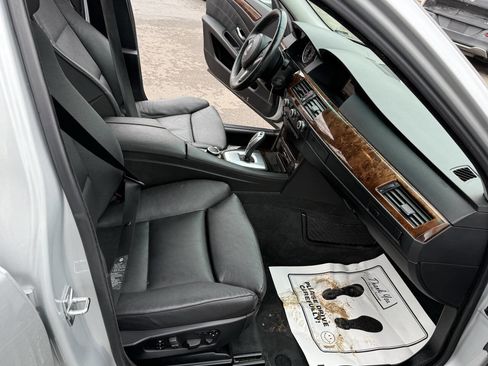 Used 2008 BMW 535xi Sedan image 17