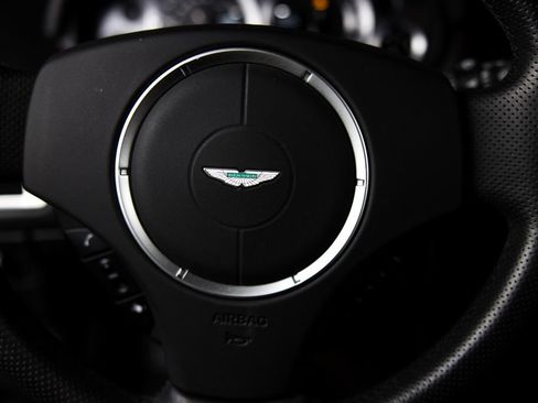 Used 2007 Aston Martin V8 Vantage Coupe RWD image 19