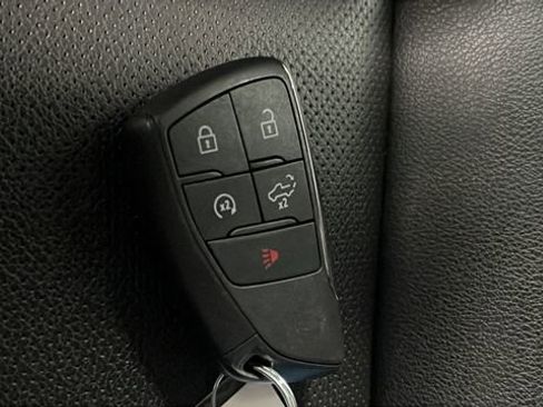 Used 2023 GMC Sierra 1500 SLT image 20