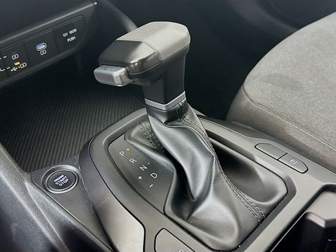 Used 2025 Kia K4 FWD image 24