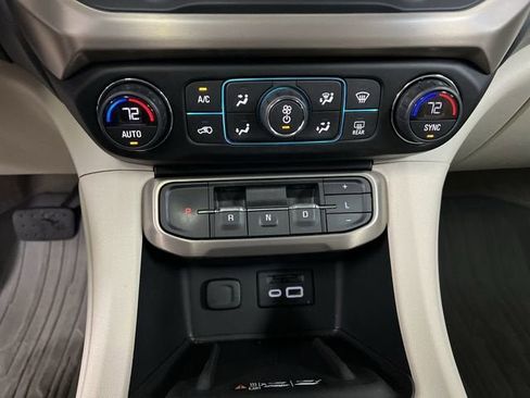 Certified 2021 GMC Acadia Denali w/ Denali Technology Package AWD/4WD image 18