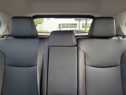 Used 2026 Toyota Corolla Cross XLE w/ Convenience Package FWD image 21