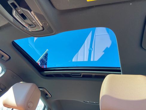 Used 2023 Audi A4 2.0T Premium w/ Convenience Package image 14