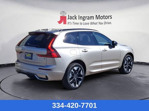 New 2026 Volvo XC60 B5 Plus w/ Protection Package Premier image 5
