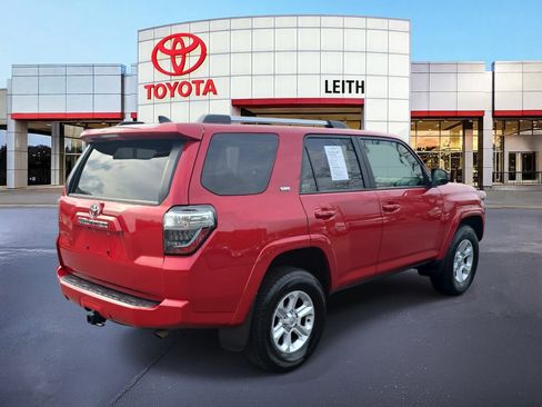 Used 2024 Toyota 4Runner SR5 image 5