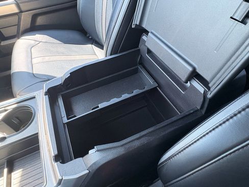 Used 2019 Ford F350 Platinum w/ Platinum Ultimate Package AWD/4WD image 25