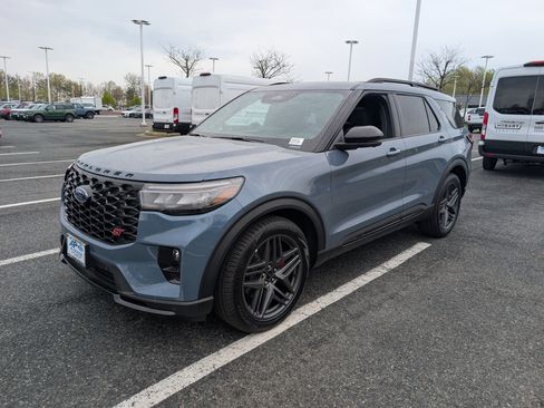 New 2026 Ford Explorer ST image 4