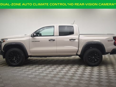 Used 2026 Chevrolet Colorado Trail Boss AWD/4WD image 13