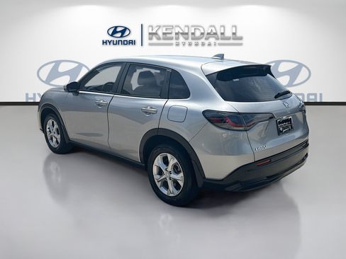 Used 2024 Honda HR-V LX image 4
