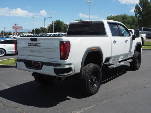 Used 2021 GMC Sierra 2500 Denali w/ Denali Ultimate Package AWD/4WD image 7