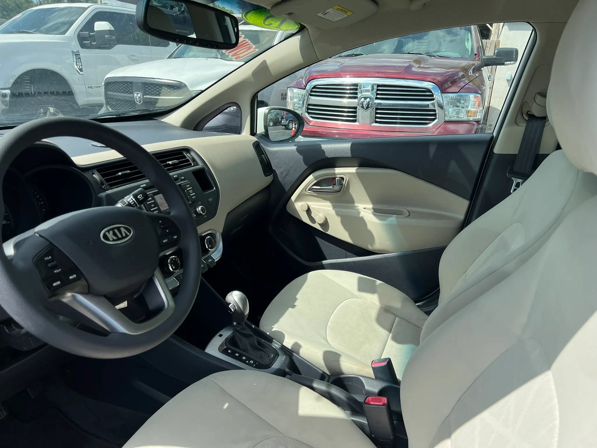 Used 2013 Kia Rio LX FWD image 10