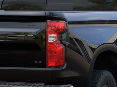 New 2026 Chevrolet Silverado 1500 LT w/ Leather Package image 35