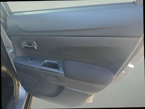 Used 2025 Mitsubishi Outlander Sport AWD image 18