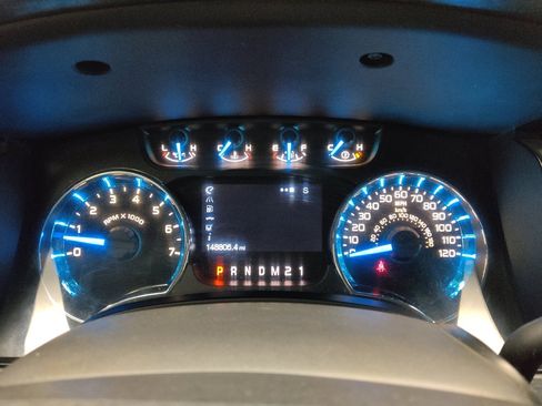 Used 2013 Ford F150 XLT w/ Mid Equipment Group RWD image 23