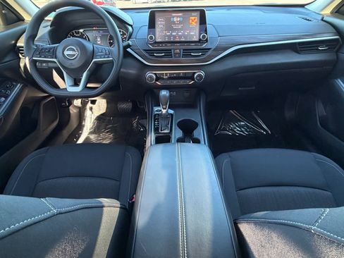 Certified 2025 Nissan Altima 2.5 SV image 16