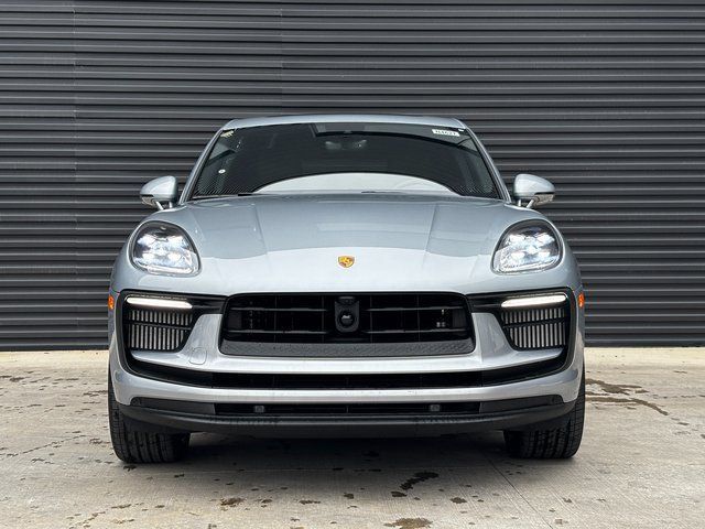 Certified 2026 Porsche Macan S AWD/4WD image 10