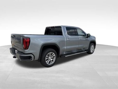 Used 2026 GMC Sierra 1500 Denali w/ Technology Package AWD/4WD image 5