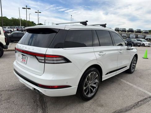 Used 2023 Lincoln Aviator Grand Touring w/ Equipment Group 301A AWD/4WD image 7