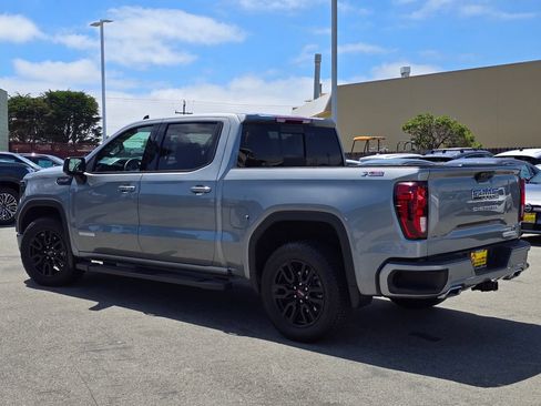 Used 2025 GMC Sierra 1500 Elevation w/ Elevation Premium Package AWD/4WD image 3