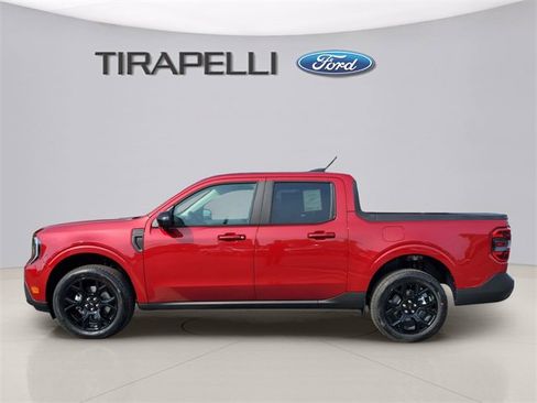 New 2025 Ford Maverick Lariat w/ Black Appearance Package image 3