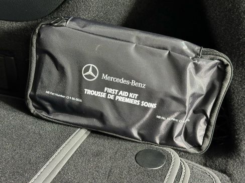 Used 2026 Mercedes-Benz GLB 250 4MATIC image 24