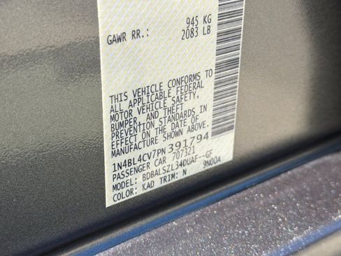 Used 2023 Nissan Altima 2.5 SR w/ SR Premium Package FWD image 32
