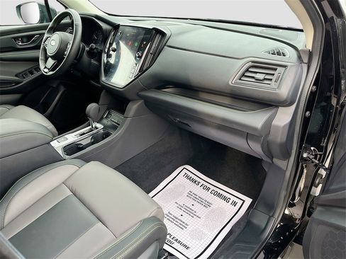 Used 2024 Subaru Ascent Onyx Edition image 30
