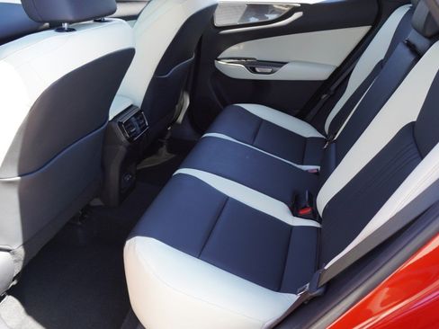 Used 2024 Lexus NX 250 FWD w/ Towing Package (2000 Lbs) image 30