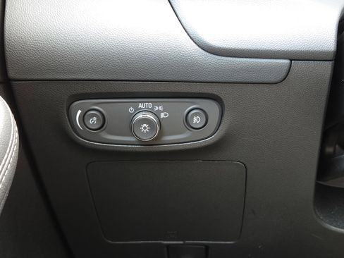 Used 2023 Buick Encore GX Select w/ Sport Touring Package image 23