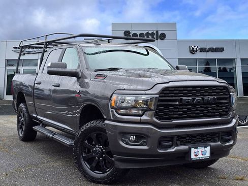Used 2022 RAM 2500 Big Horn w/ Night Edition AWD/4WD image 1